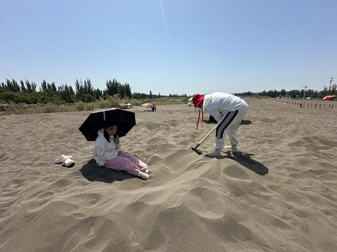 吐魯番高溫催熱沙療康養游